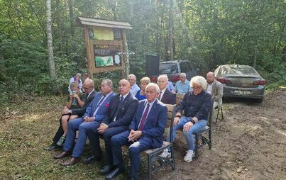 Zdjęcie do Uroczystości w Lesie Mroczkowskim